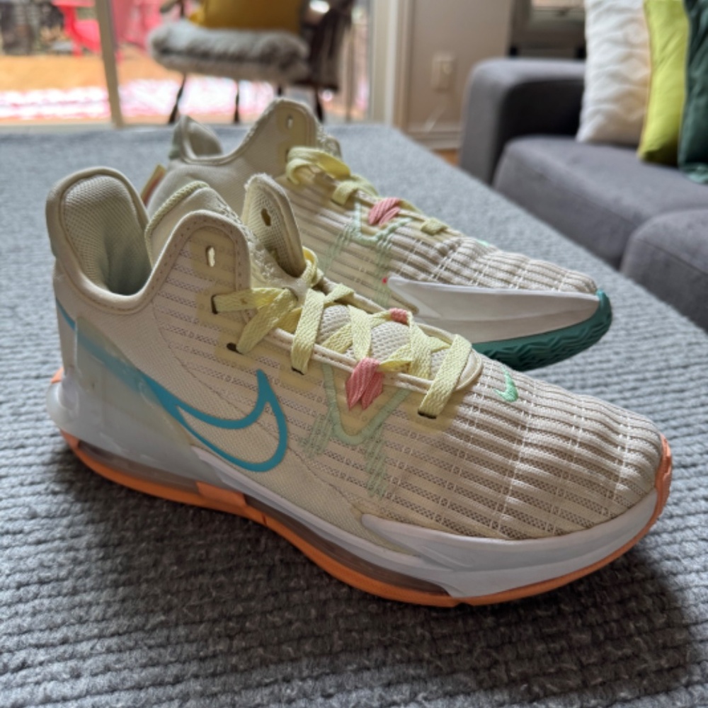 Nike Lebron Witness 6 Coconut Milk Size 9.5 Lady Basketball Running … - Picture 3 of 16